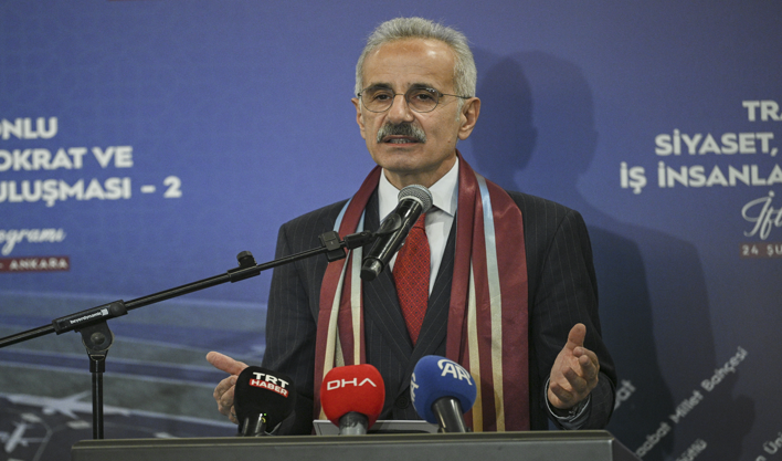 Bakan Uraloğlu müjdeyi verdi: Trabzon'a 260 milyar liralık dev yatırım