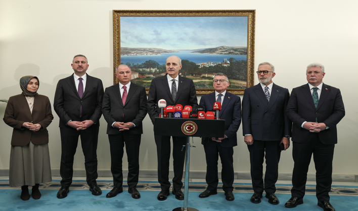 TBMM Başkanı Kurtulmuş'tan AK Parti'ye ziyaret! "Terör meselesi Türkiye'nin gündeminden çıkacak"