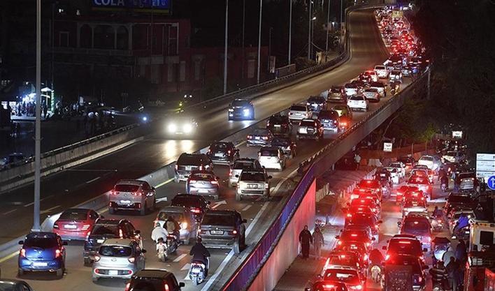 İsrail'in saldırıları sonrası Lübnan'da göç başladı