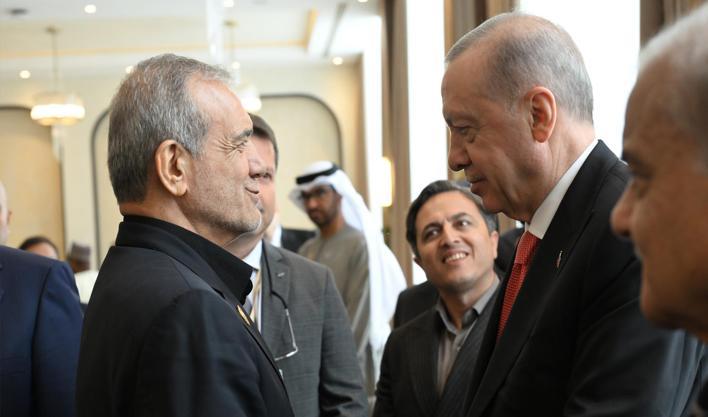 Cumhurbaşkanı Erdoğan'dan kritik temas... İran Cumhurbaşkanıyla görüştü