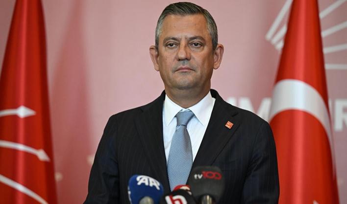 AK Parti'den Özel'in açıklamalarına sert tepki: Siyaset tarihimizin en 'kalitesiz' siyasetini yapıyor