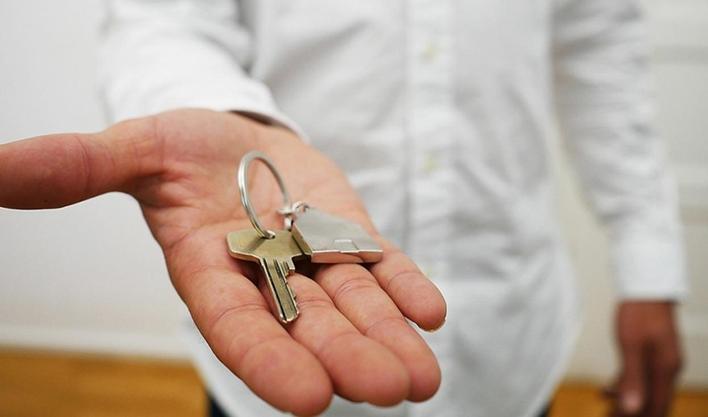 Uzmanlardan "oturulan konut satılarak yatırım yapılmaz" uyarısı