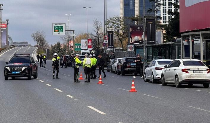 İsrail Konsolosluğu önünde çatışma! 3 kişi etkisiz hale getirildi