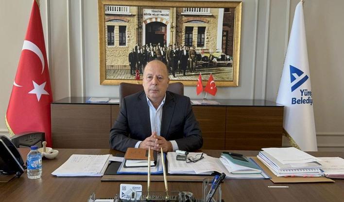 "Rüşvet vermek"ten  yıl 3 ay 10 gün hapis cezası almıştı! Yüreğir Belediye Başkanı görevden uzaklaştırıldı