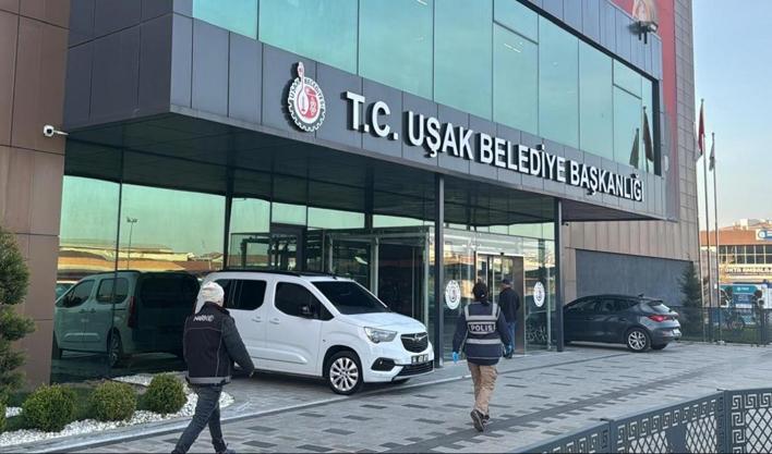 Uşak Belediyesine yönelik 2. dalga operasyon! 16 kişi tutuklandı