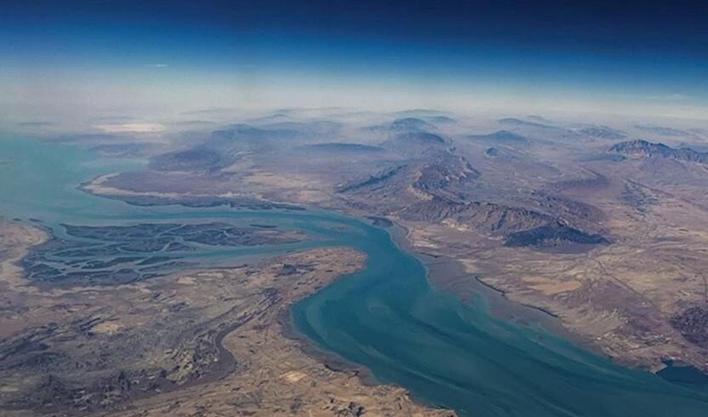 WP: Hürmüz Boğazı'ndaki mayınların tamamen temizlenmesi 6 ay sürebilir