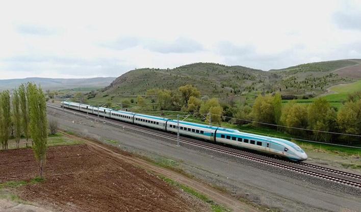 Ankara-Sivas YHT Hattı'nda üç yılda 2 milyonun üzerinde yolcu taşındı