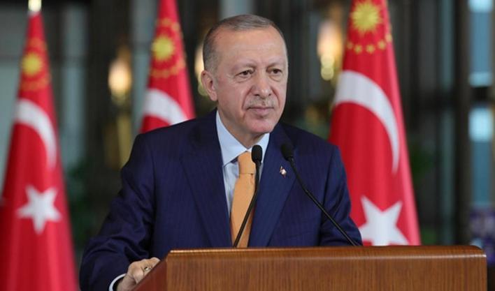 Cumhurbaşkanı Erdoğan: Üniversite eğitimine başlayacak gençlerimizi tebrik ediyorum