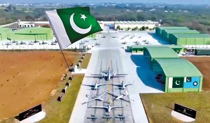 Pakistan'dan Türk savunma sanayiinin ürünleriyle gövde gösterisi! K2 Kamikaze İHA detayı dikkat çekti