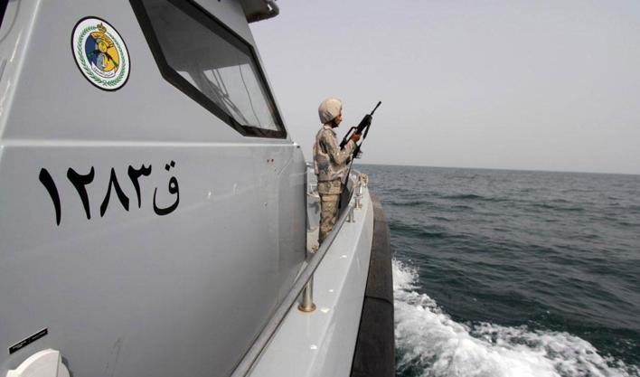 Yemen krizinde yeni safha: Koalisyon güçleri Husilere ait stratejik yakıt depolarını vurdu