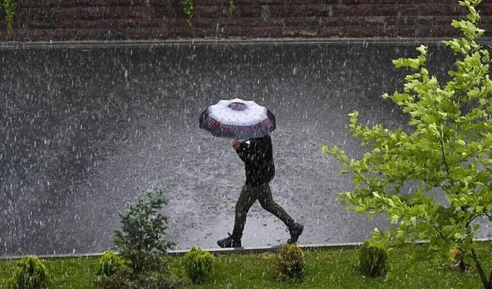 İstanbul Valiliği duyurdu: Eğitime bir gün ara