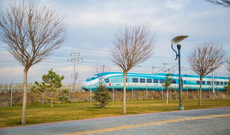 Bakan Uraloğlu: 8 milyon kişi daha hızlı tren konforuna kavuşacak