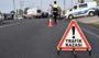 Afyonkarahisar'da bariyerlere çarpan otomobilde 3 yaralı