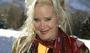 Hollywood yıldızı Sally Kirkland Palm Springs'te bakımevine kaldırıldı