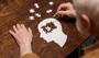 Alzheimer hastalığını işaret edebilecek basit test! Gözlerinizi kapatıp kokuları tanıyın