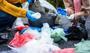 Plastik atık krizine devrimsel çözüm! Mutfak fırını sıcaklığında benzin ve dizel üretildi