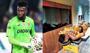 Onana'ya  hacamat  terapisi!